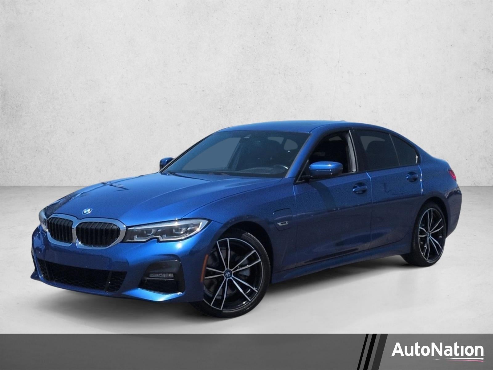 2022 BMW 330e